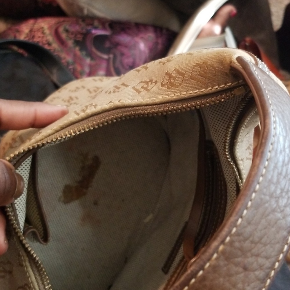 Dooney & Bourke purse - Picture 3 of 3